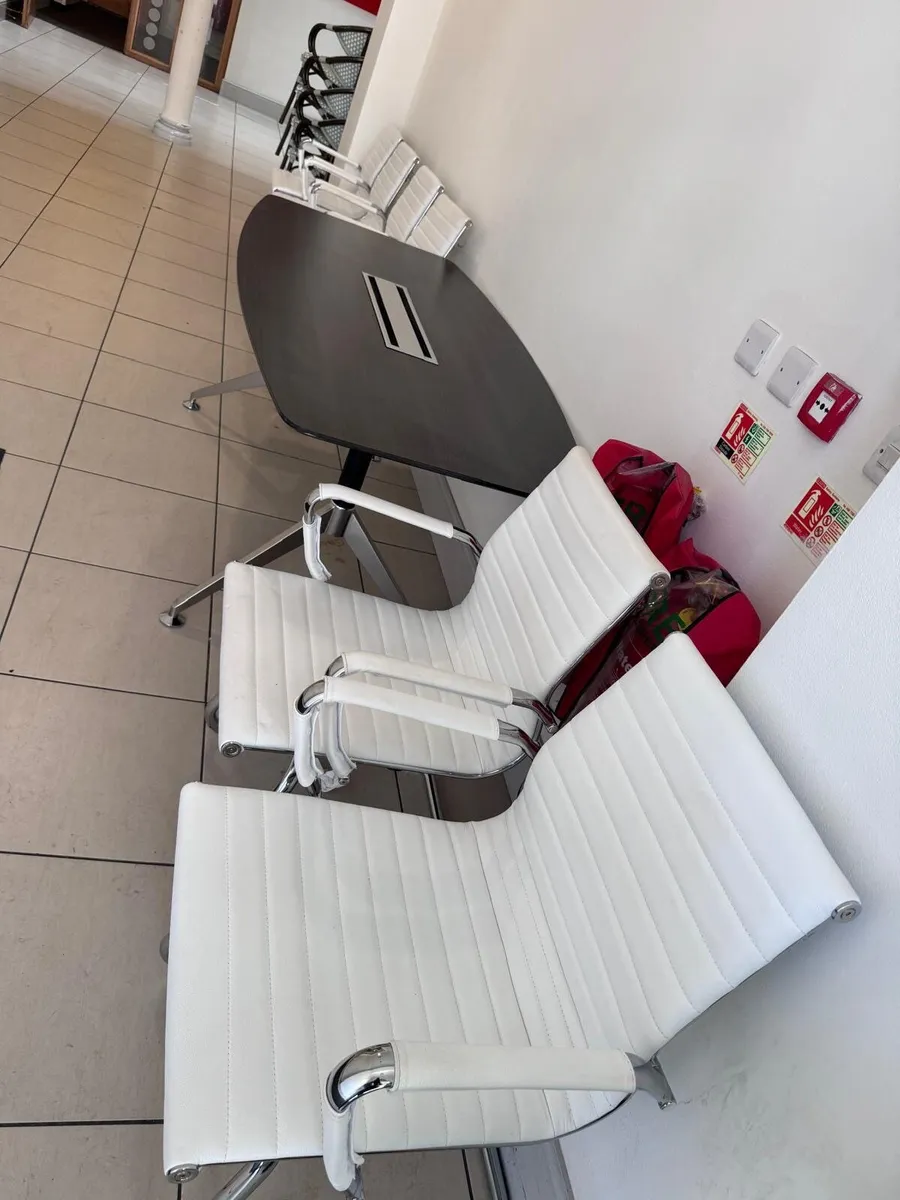 Office furniture - Image 3