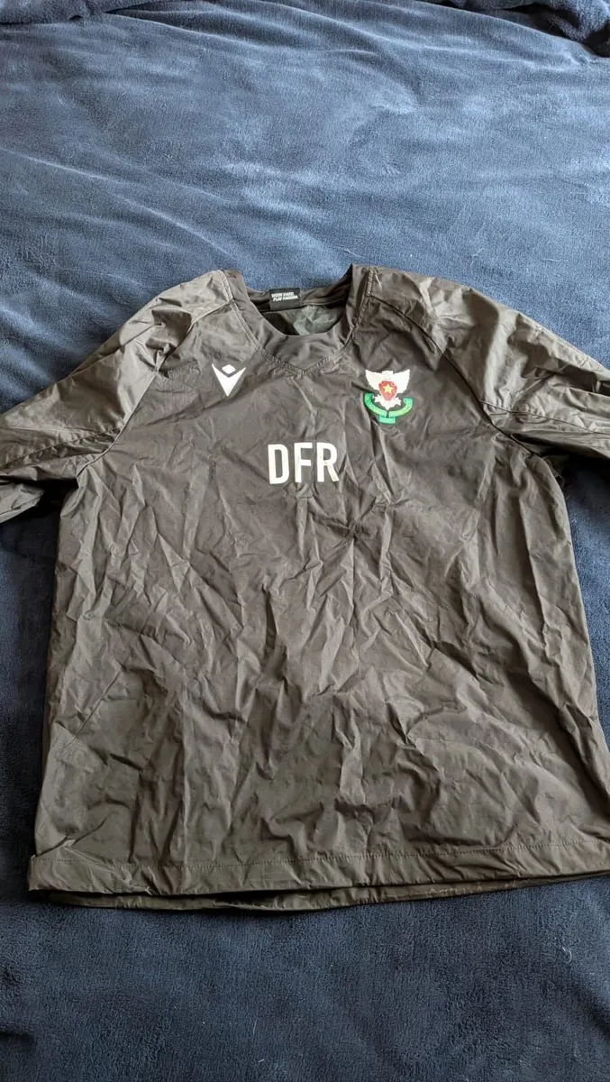 Rugby Shorts & Overall - Image 3