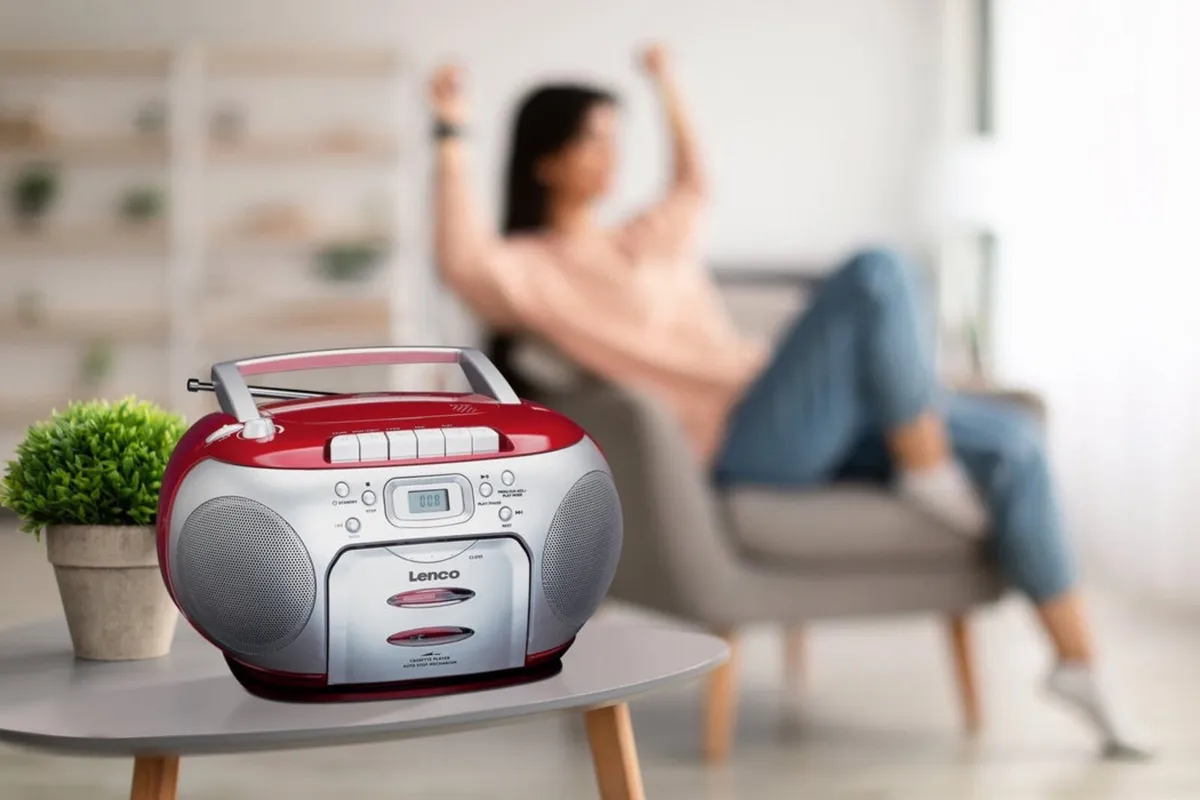 Lenco Portable Radio with CD and Cassette Player - Image 2