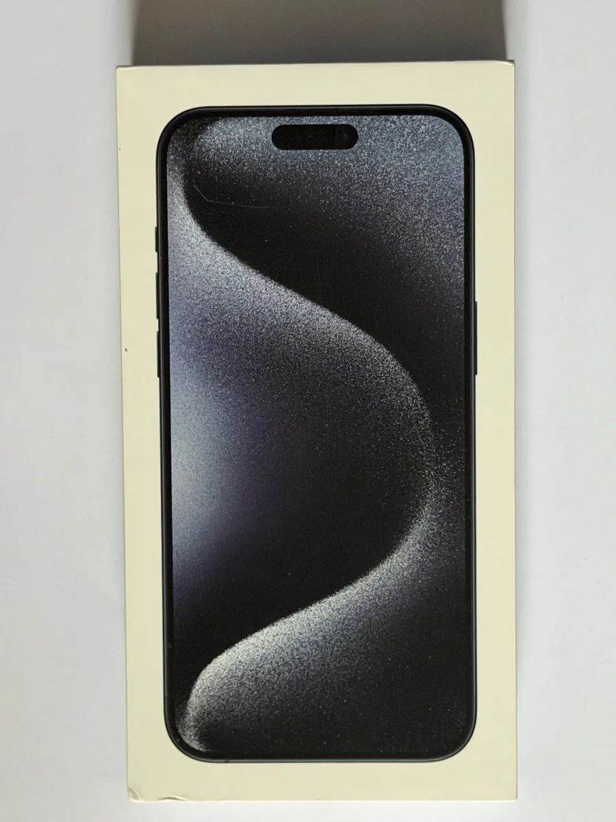 iPhone 15 Pro Max - Image 4