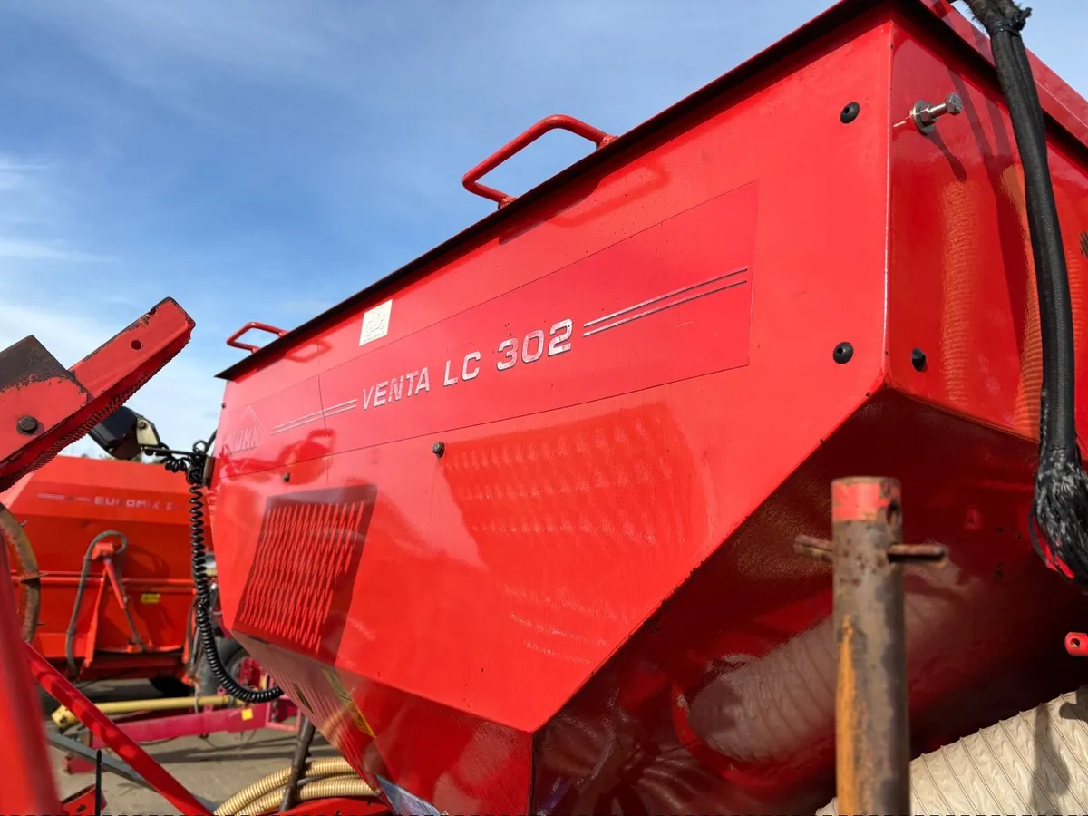Kuhn Grain - Fertiliser Drill - Image 2