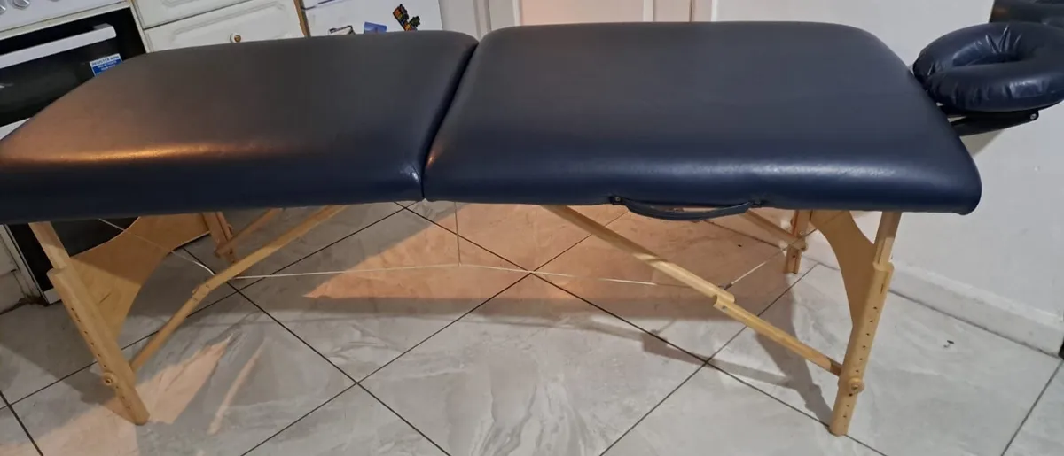 Portable physio treatment table - Image 2