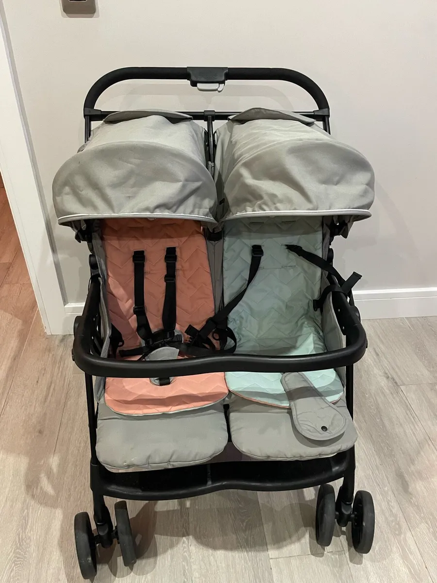 Joie double buggy - Image 2