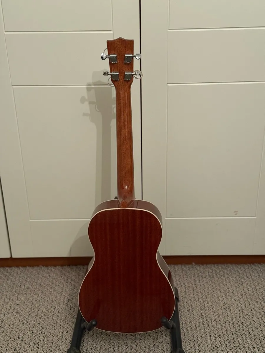 Kala Ka-Bg Bariton Ukulele - Image 2