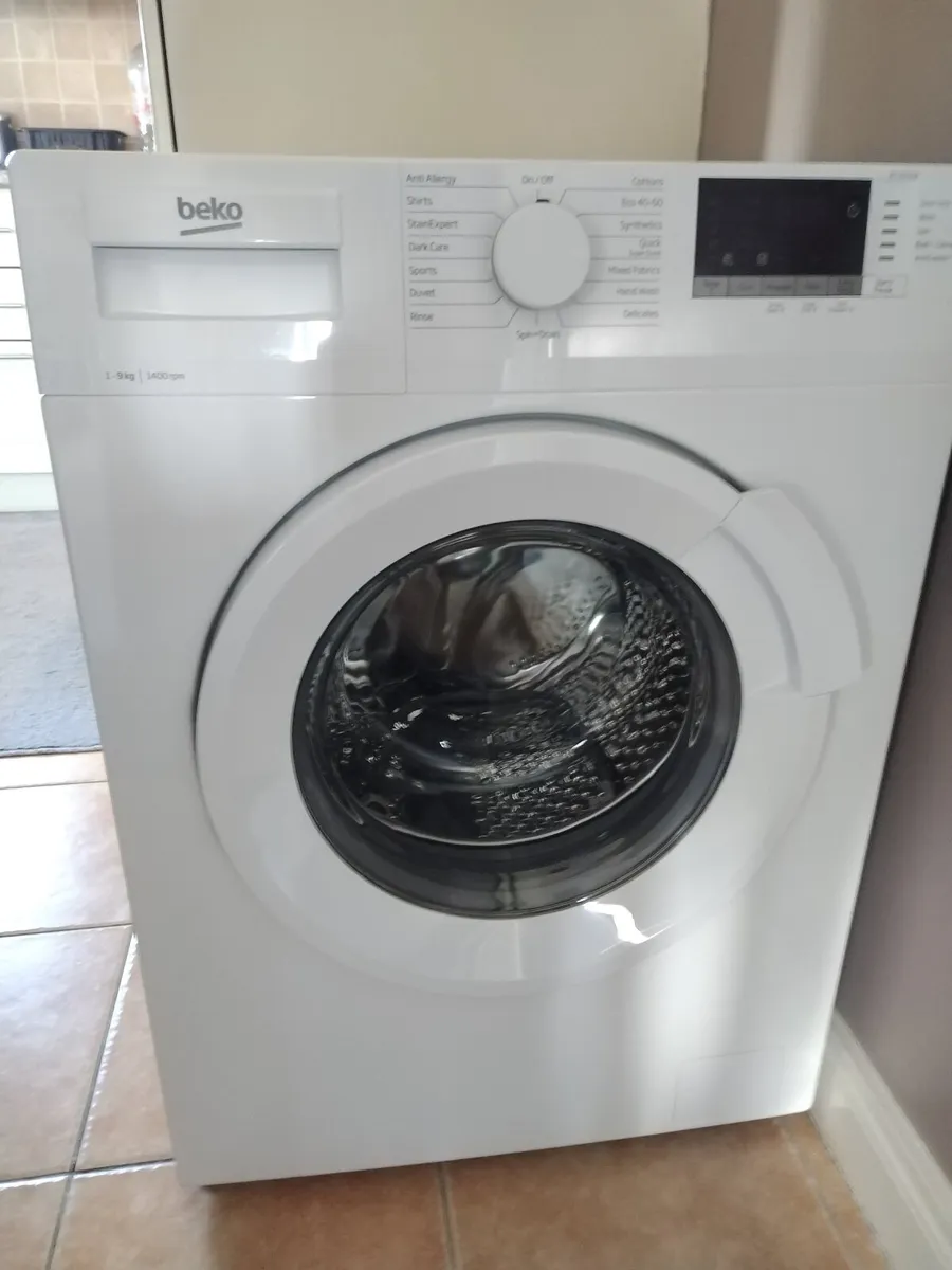 9KG BEKO Washing Machine €150 - Image 1