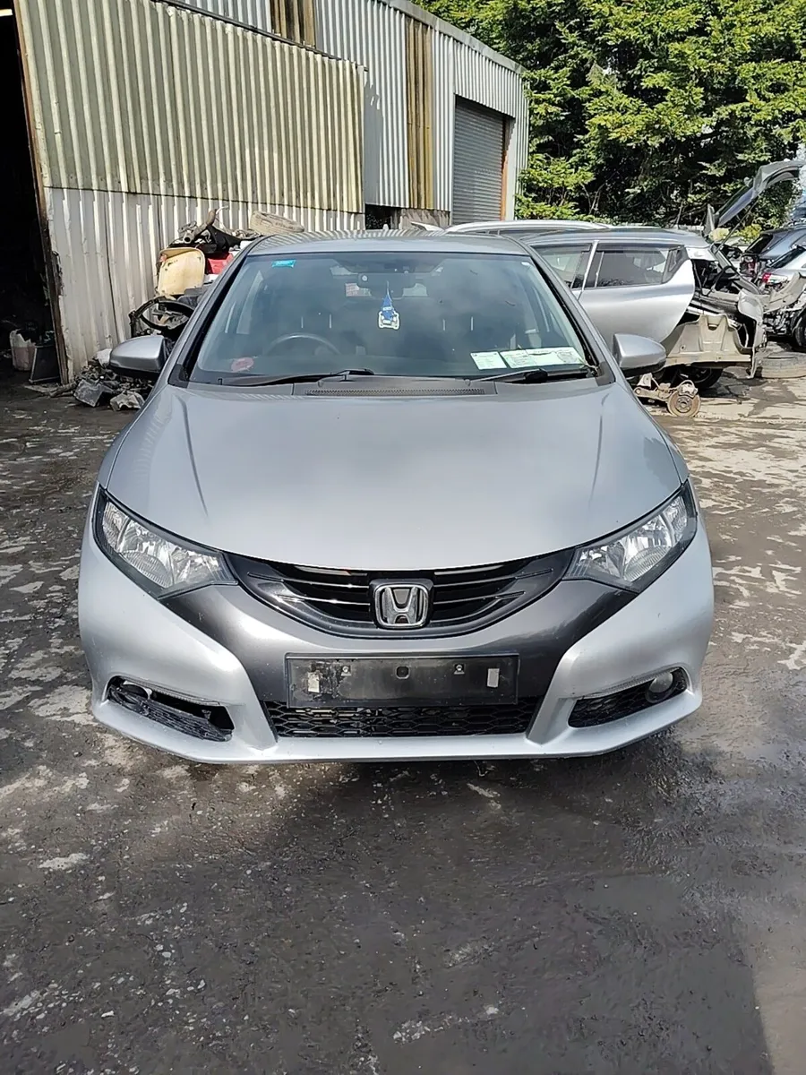 Breaking honda civic 2014 1.6 diesel - Image 2