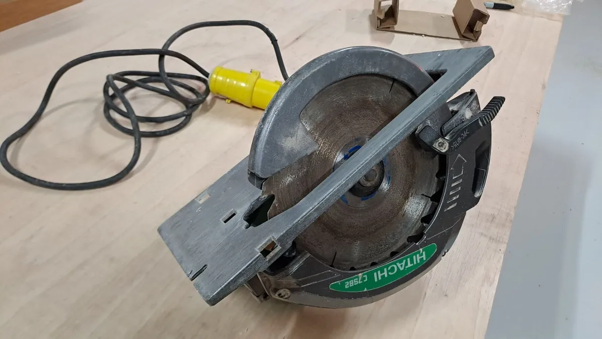 Hitachi Skill Saw (110V) - Image 3