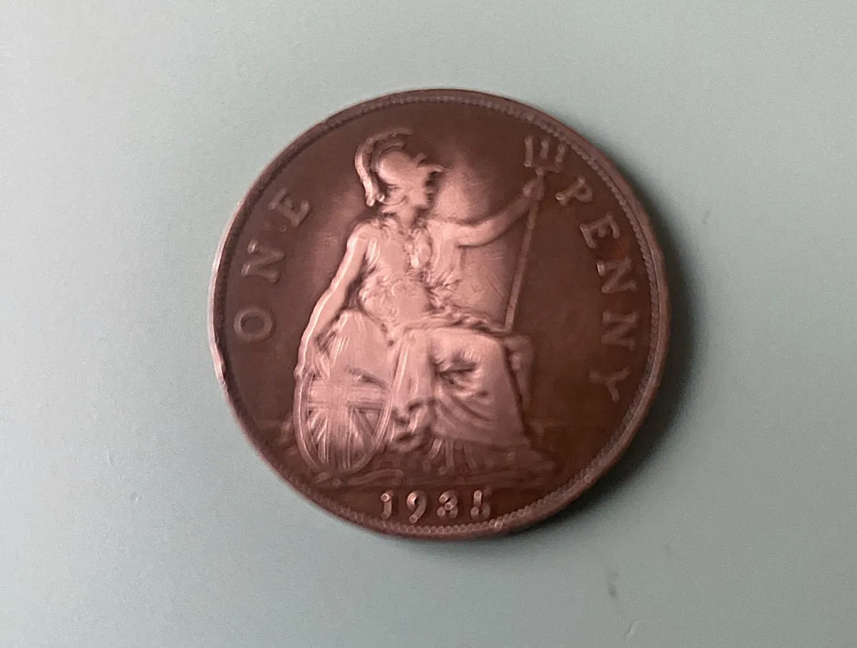 UK Penny, George V. from 1935 - Image 1