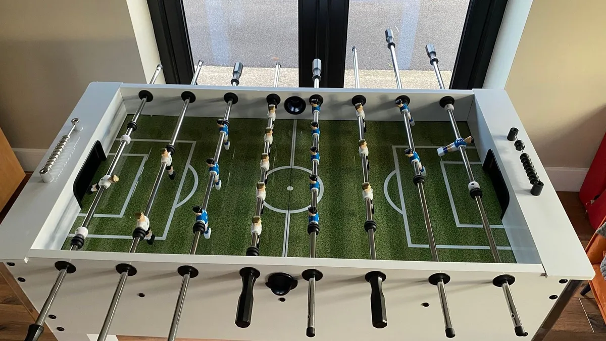 Football Table - Image 4