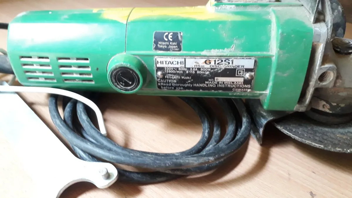 Hitachi G12S1-110V Angle Grinder 115mm - Image 3