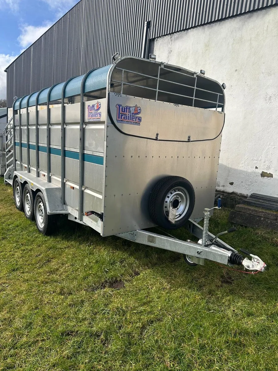 Cattle trailer - Image 1