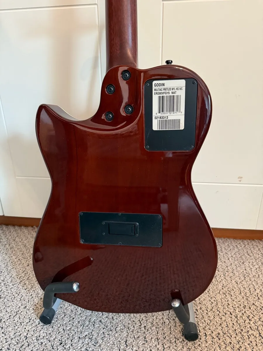 Godin Multiac Nylon Fretless Guitar - Image 3
