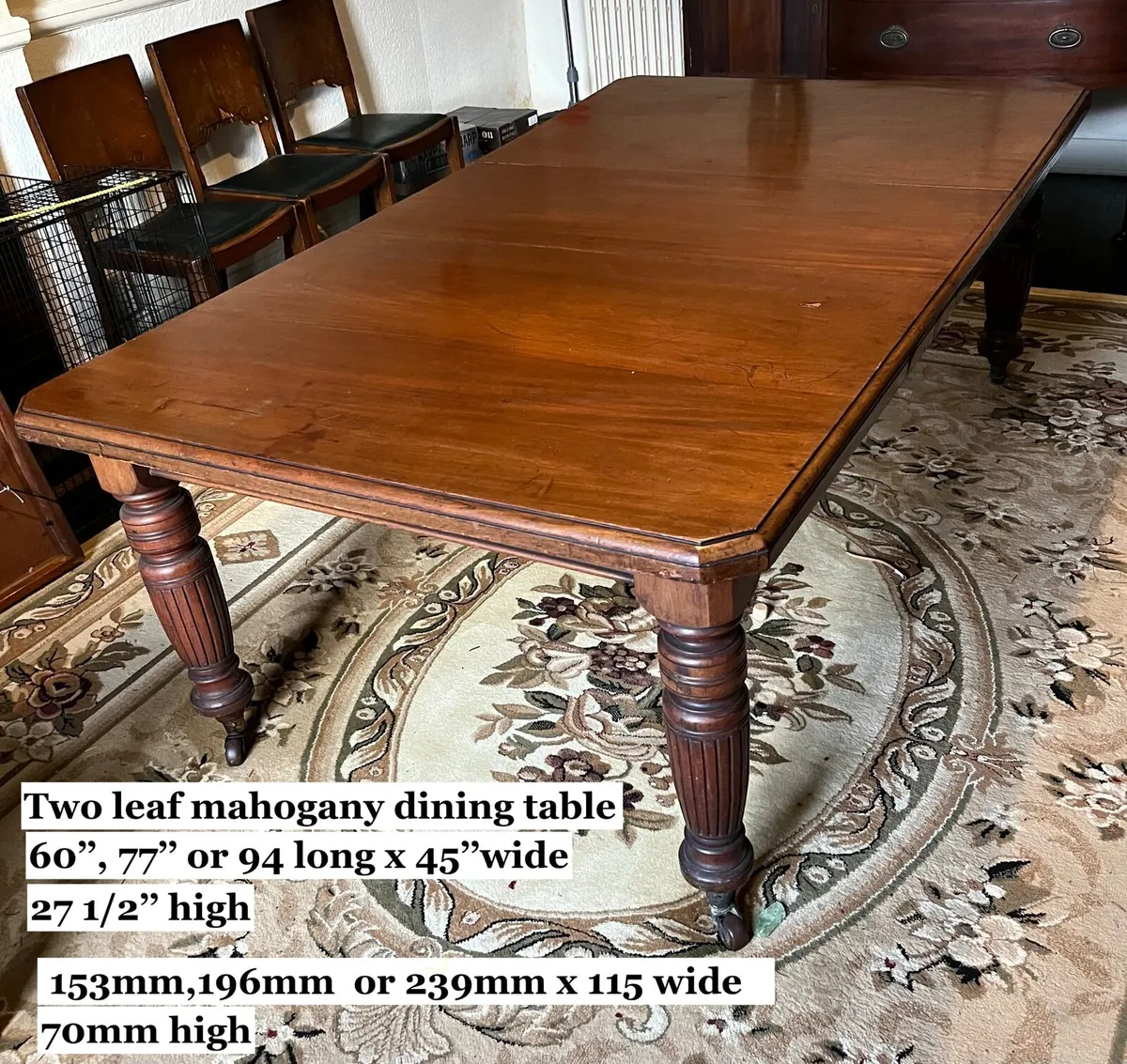 Mahogany dining table - Image 2