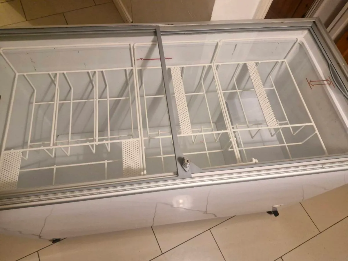 Ice cream freezer - Image 2