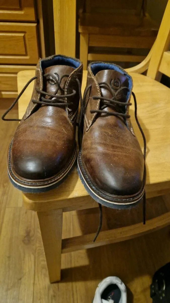 Mens boots and shoes - Image 3