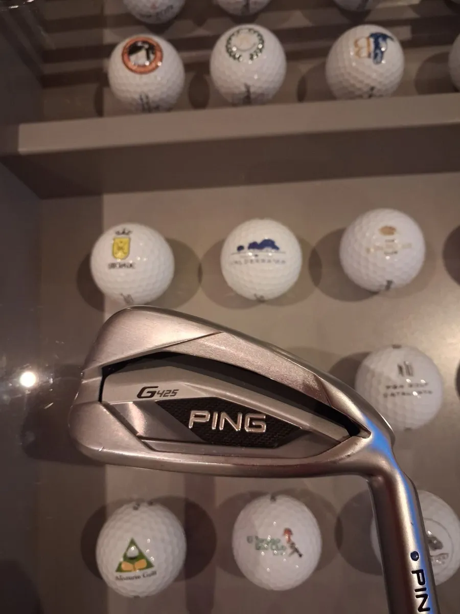Ping G425 full set of 9 irons - Image 1