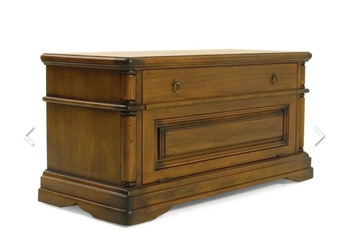 Zocalo Toscana Bedroom Suite - Image 4