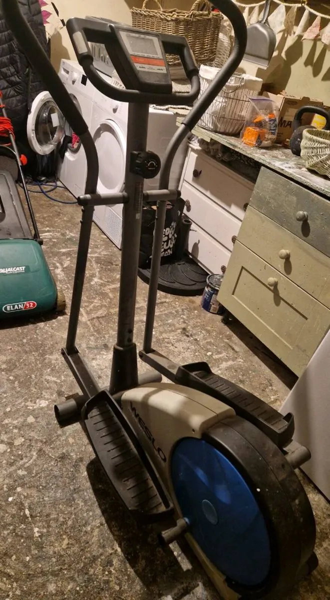 Weslo Battery Operated Crosstrainer - Image 1