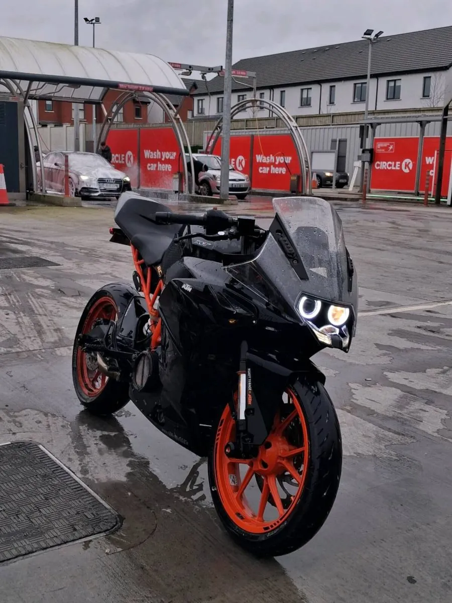 Ktm rc 390 - Image 1