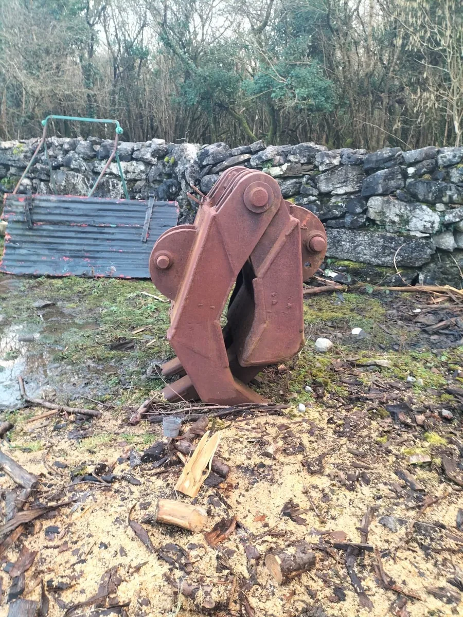 Grab for 20 to 30 Tonne Machine - Image 3