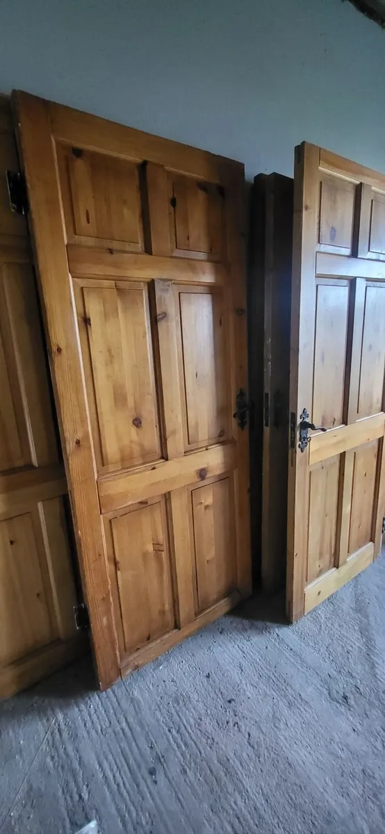 Interior doors - Image 2