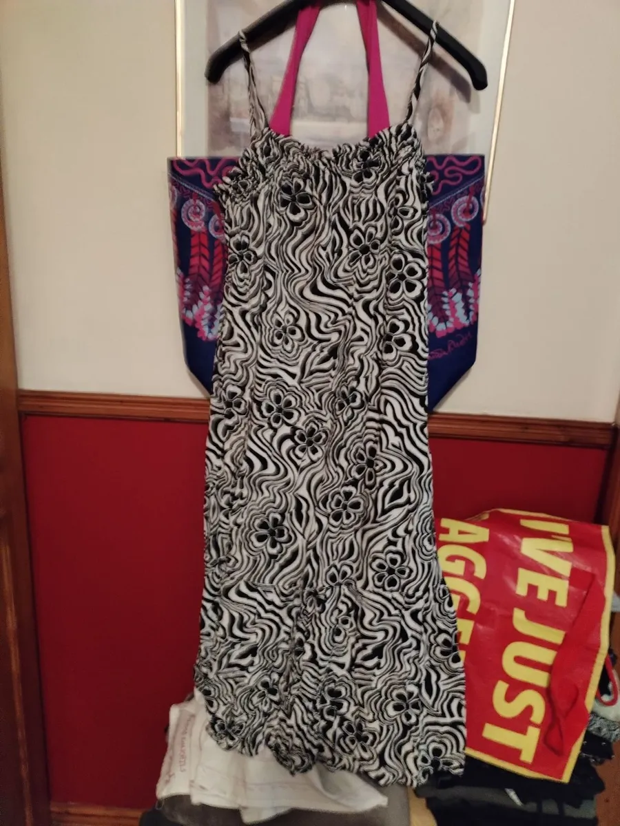 Ladies dresses - Image 1