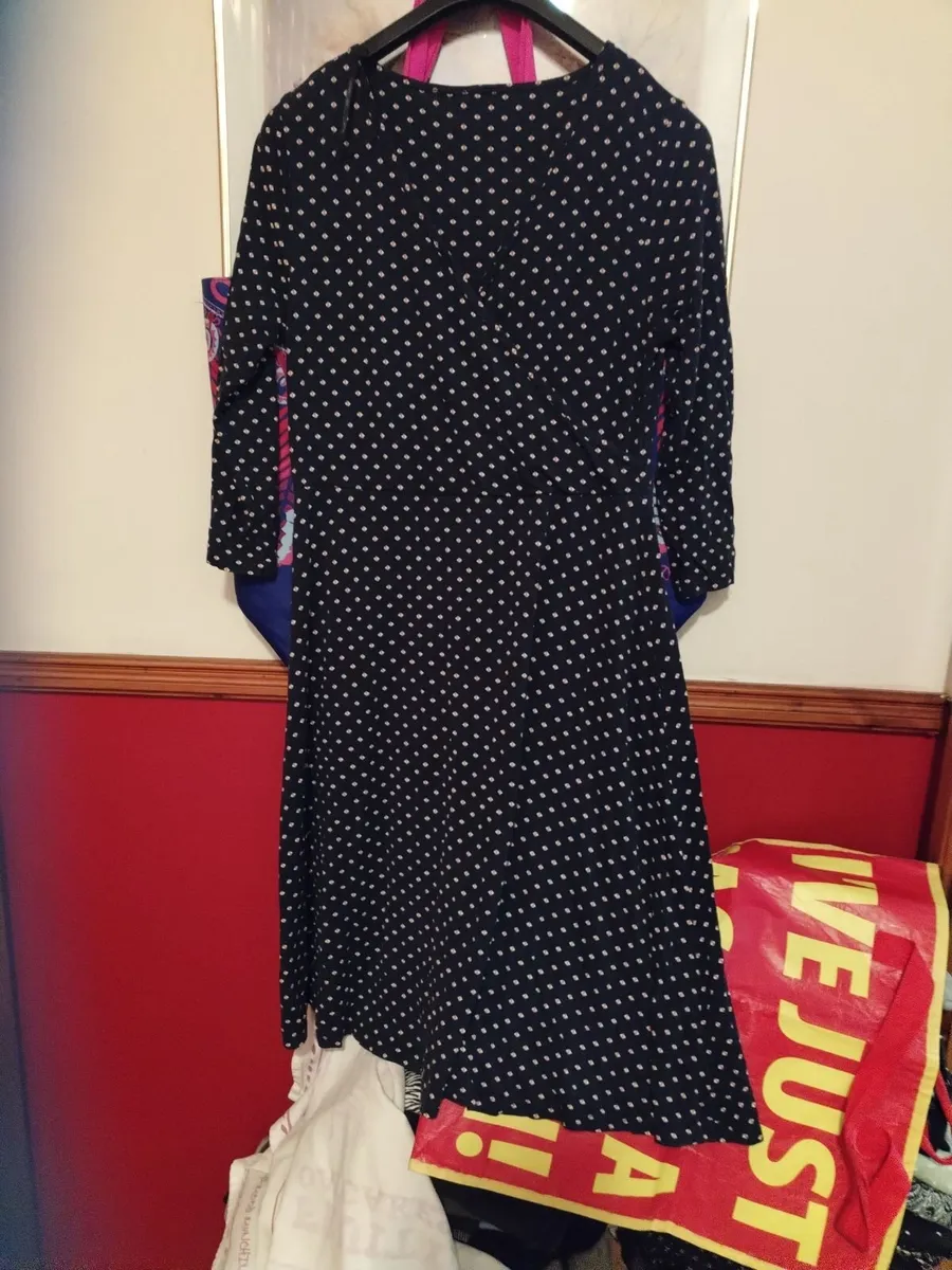 Ladies dresses - Image 3