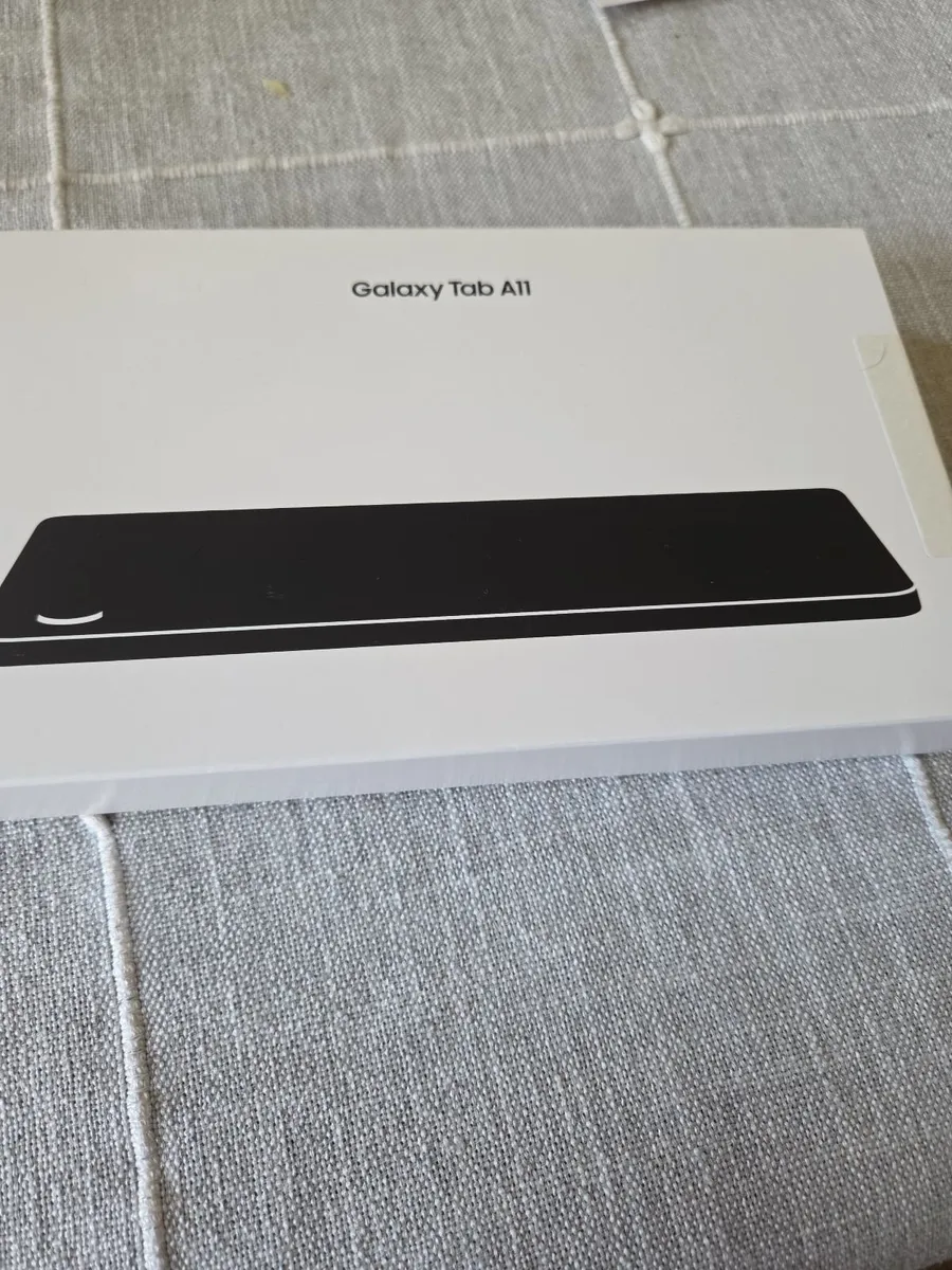 Tablet samsung tab a11 brand new