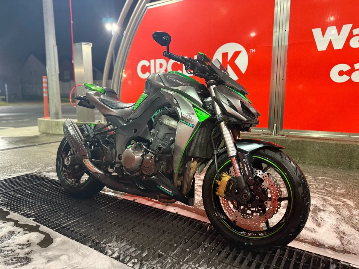 Kawasaki Z1000 2014 - Image 1
