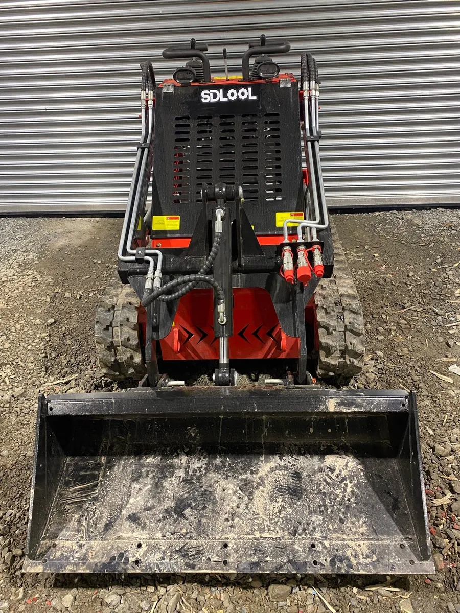 Unused Pedestrian track skid steer 380 - Image 3