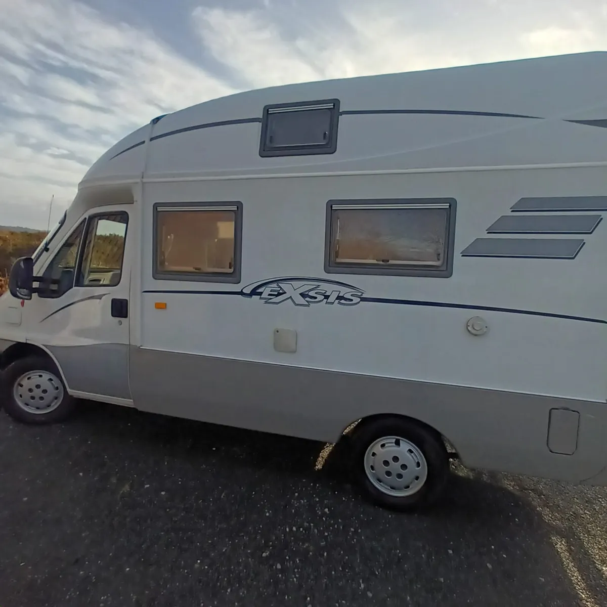 Camper - Image 2