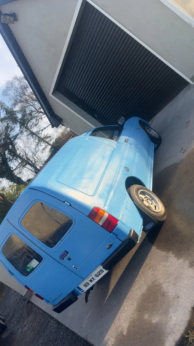 1993 Ford escort van - Image 4
