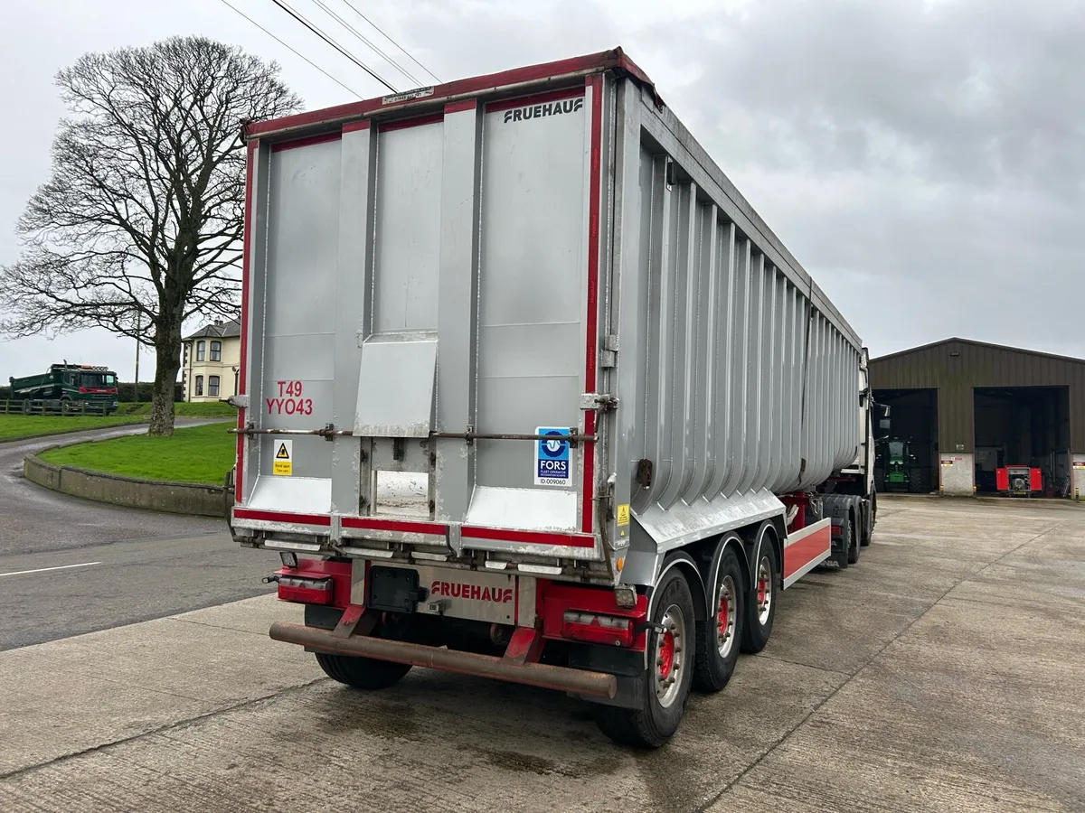 Fruehauf tipping trailer - Image 2