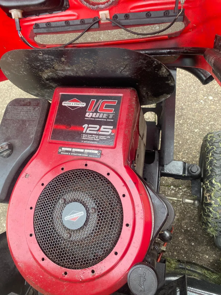 Ride on Lawnmower Excellent Condition - Image 3