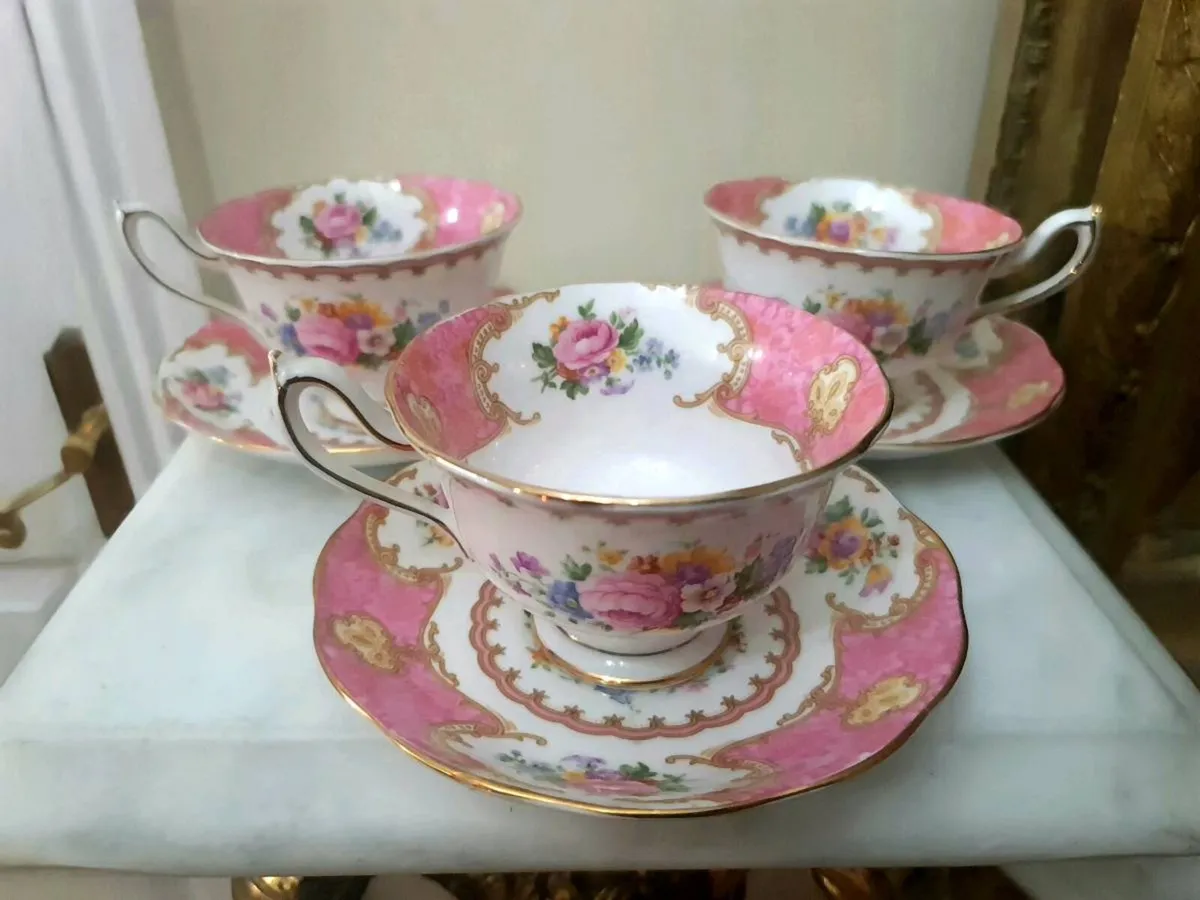 Royal Albert Lady Carlyle FREE POSTAGE - Image 4