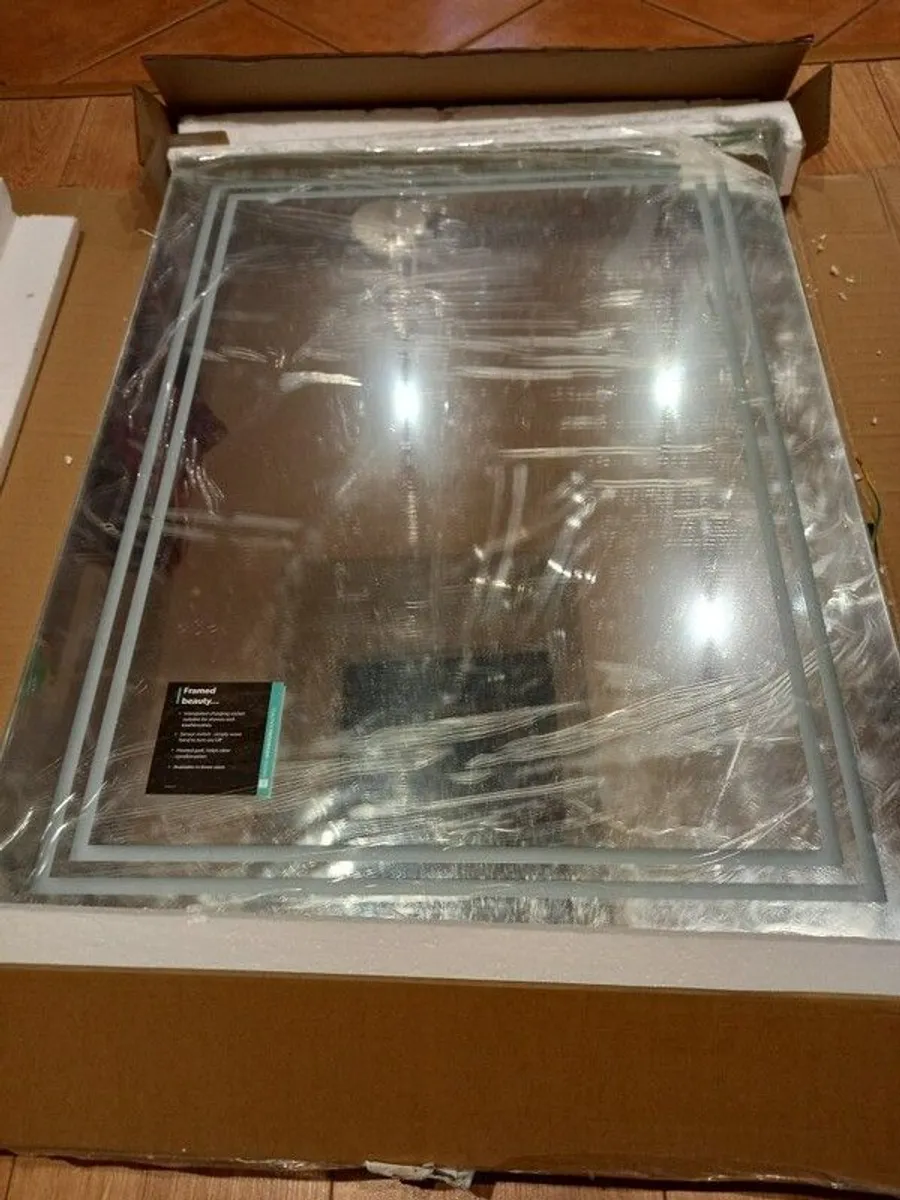 Led Mirror - Image 1
