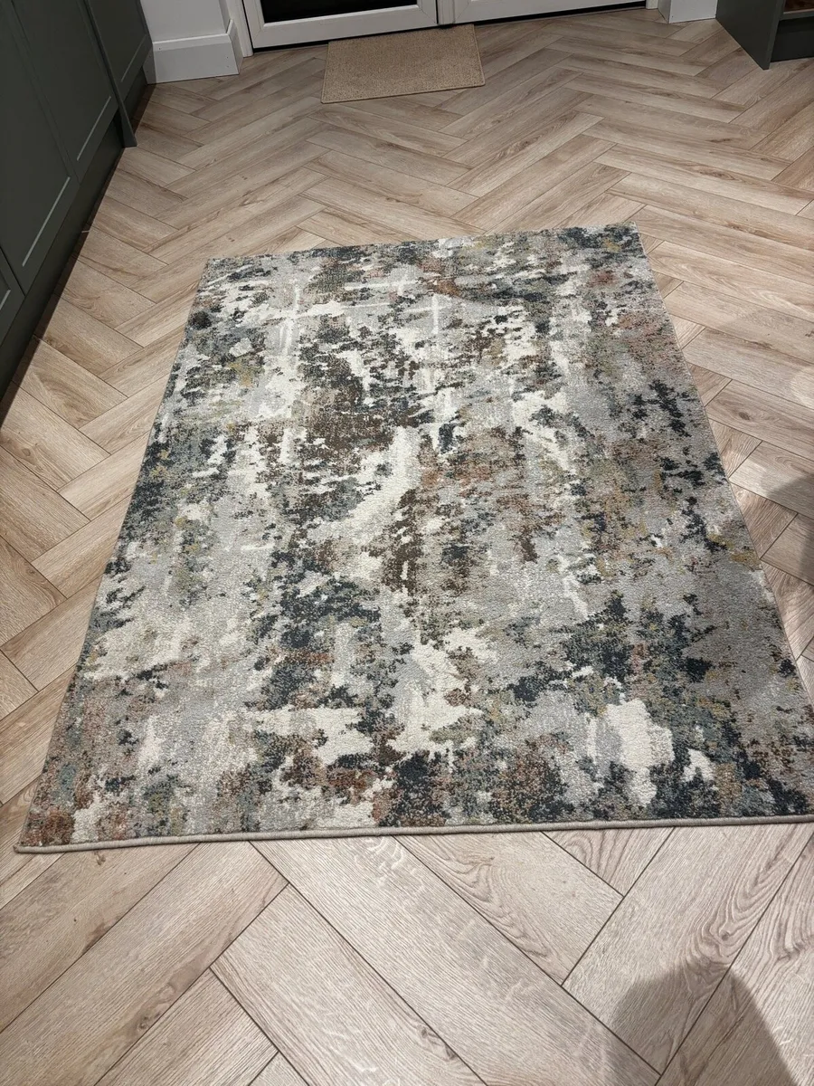 Rug - Image 1