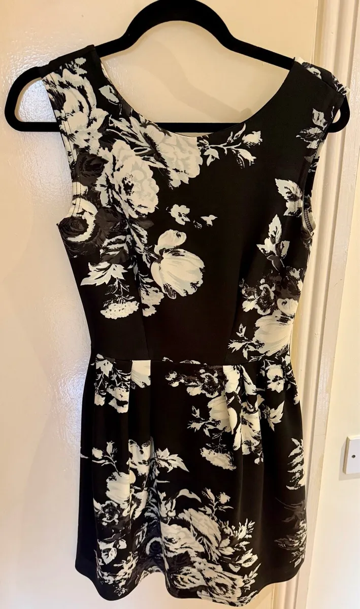 floral dress - Image 1