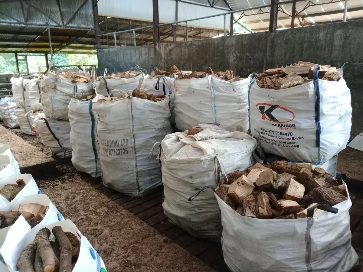 Seasoned firewood tonne bag – Sticks - Hardwood - Image 1