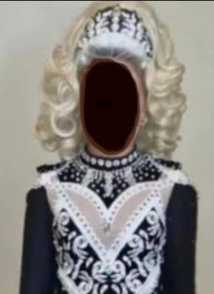 Irish Dance Platinum colour mid length wig - Image 2