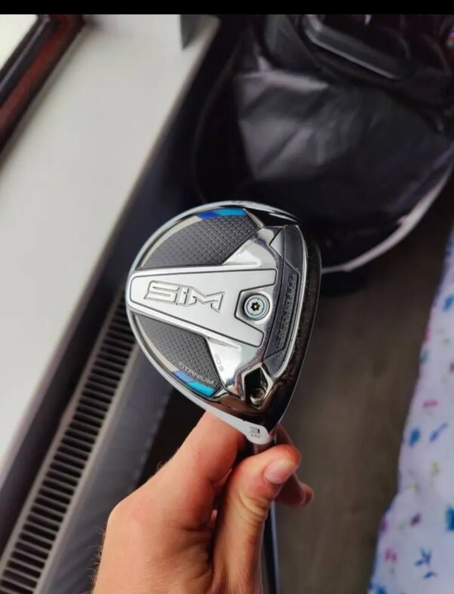 Taylormade Sim titanium  3 wood - Image 1