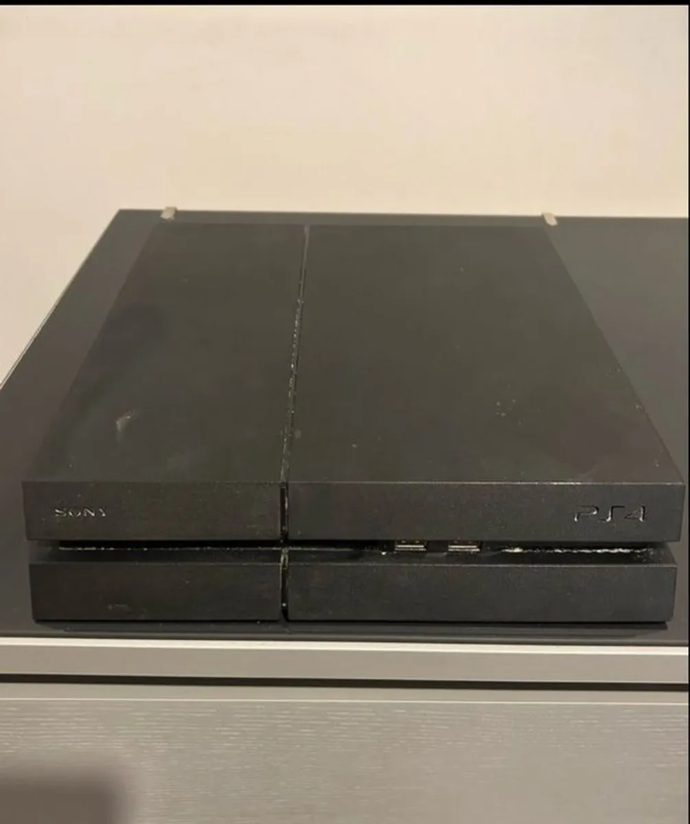 PlayStation 4 with cables - Image 1