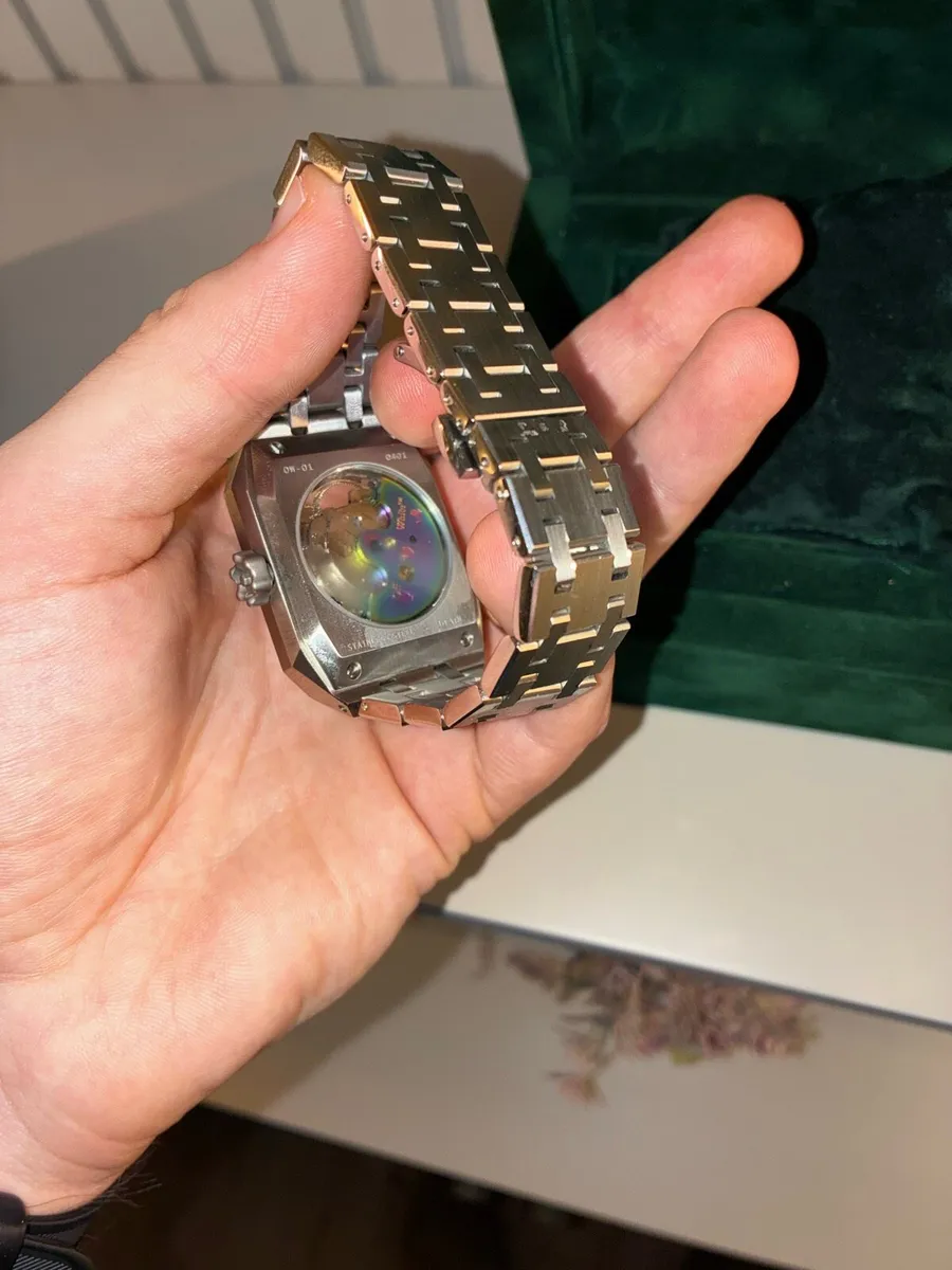Off White Mens Watch - Image 3