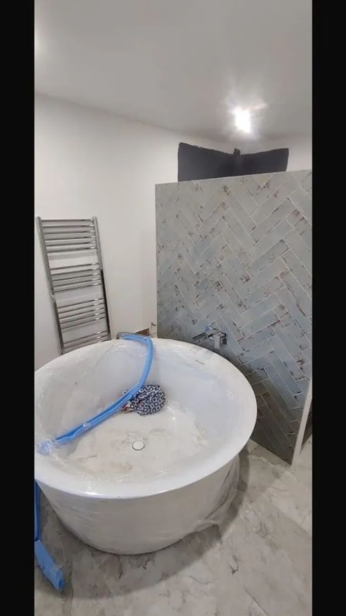 Wall Mounted Bath Tap - Image 3