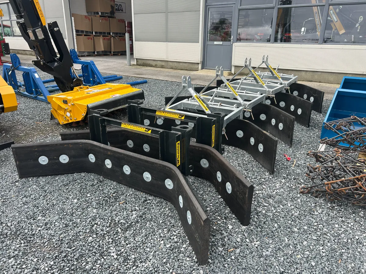 Fleming Yard Scrapers - Image 1