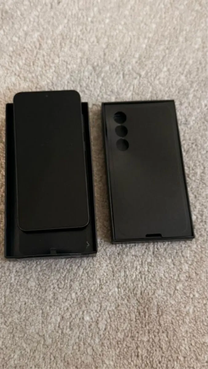 Samsung S23 256gb - like new - Image 3