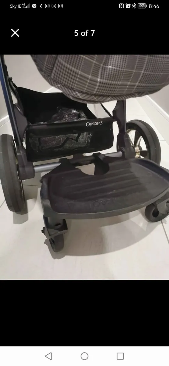 Oyster 3 Pram - Image 4
