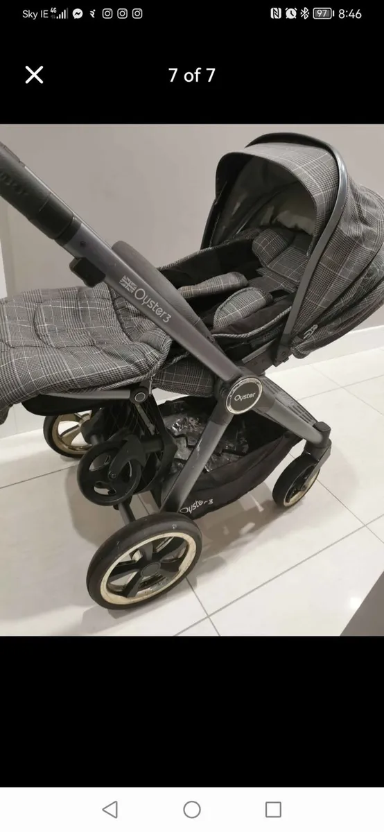 Oyster 3 Pram - Image 2