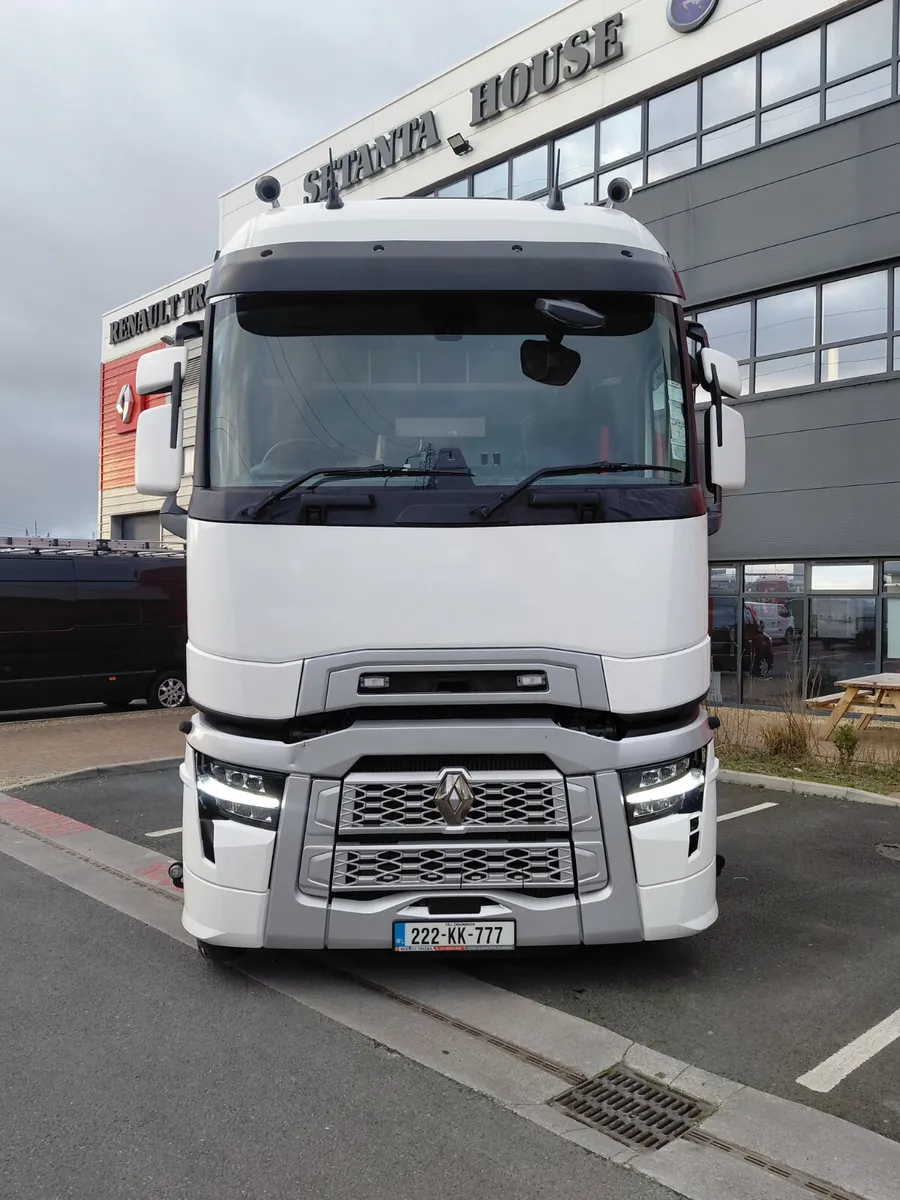 Renault T-High 2022 - Image 2