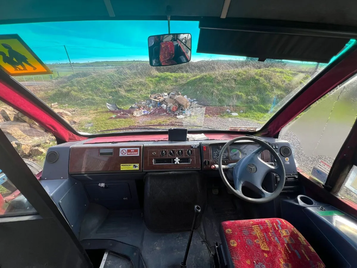 Mercedes-Benz Vario 2005 - Image 2